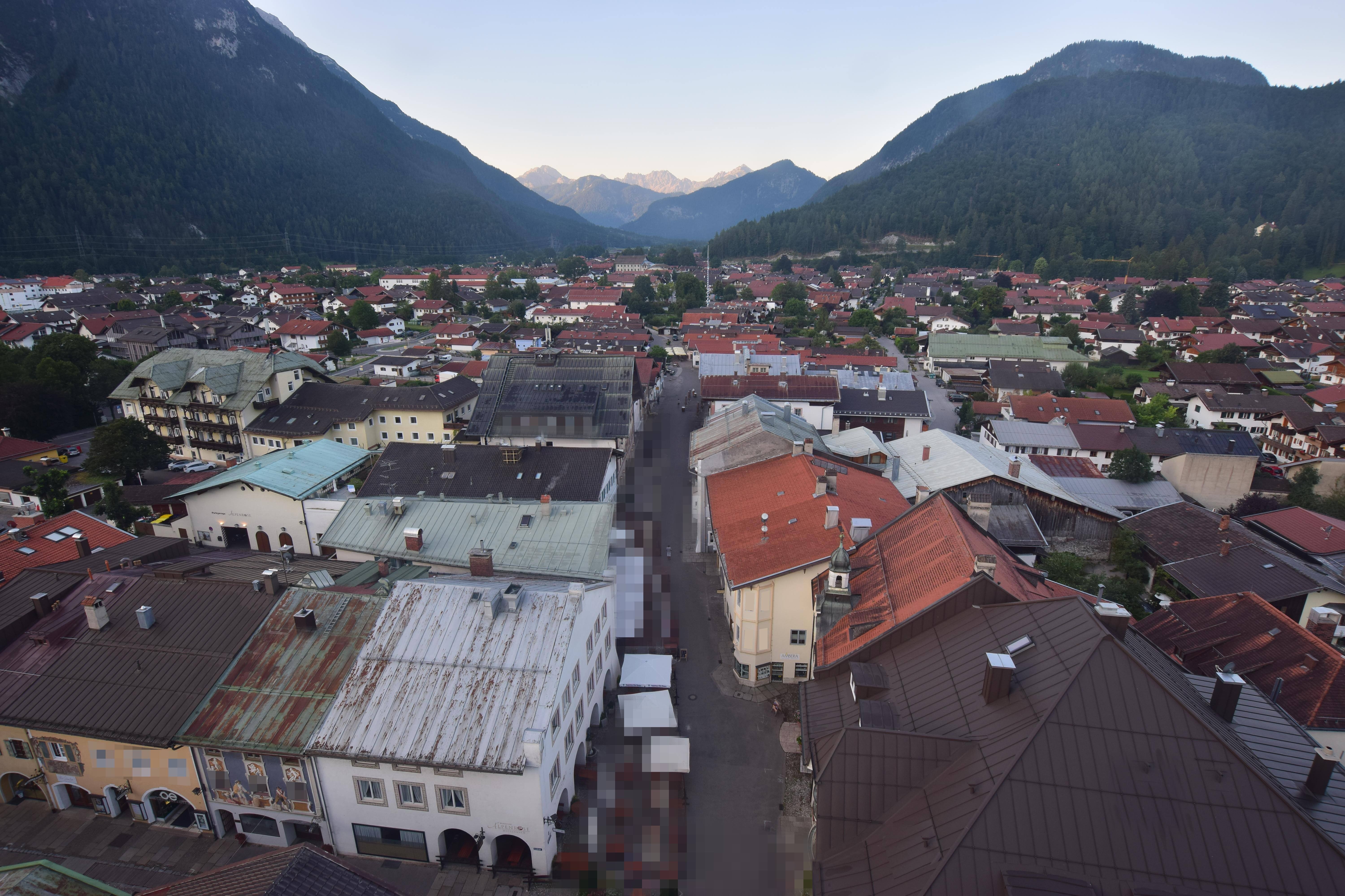 Archiv Foto Webcam Karwendel Mittenwald - Kirche