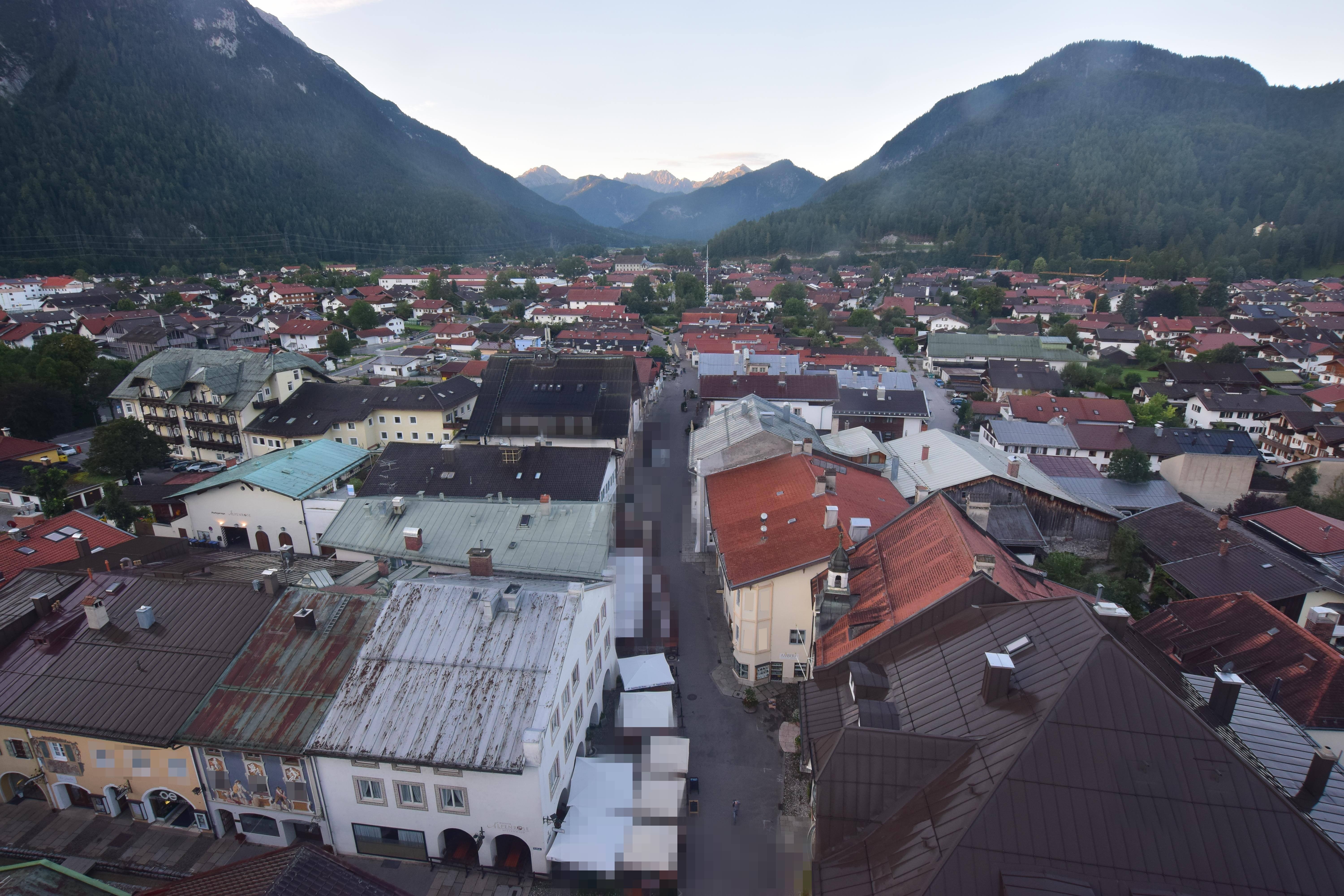 Archiv Foto Webcam Karwendel Mittenwald - Kirche