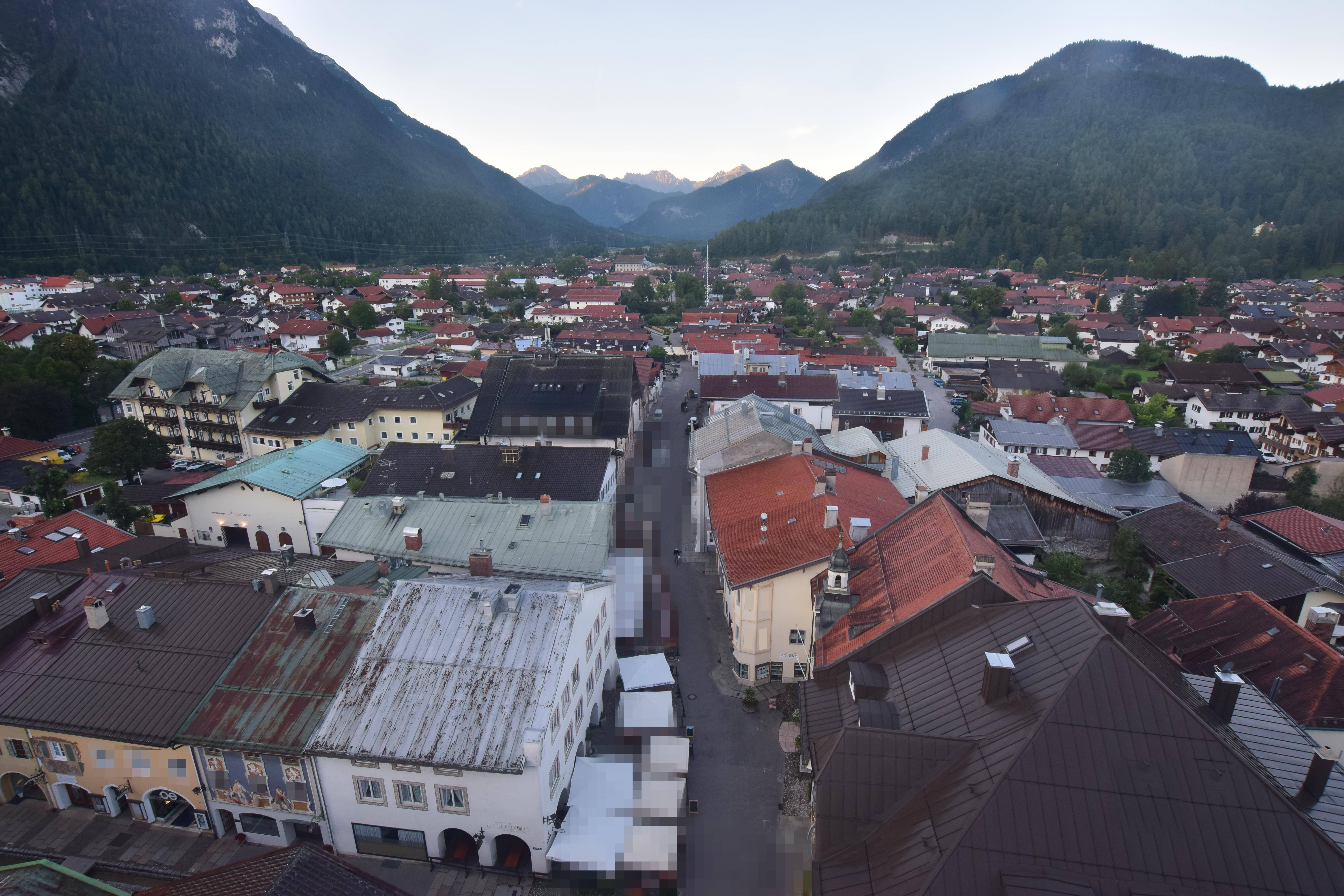 Archiv Foto Webcam Karwendel Mittenwald - Kirche