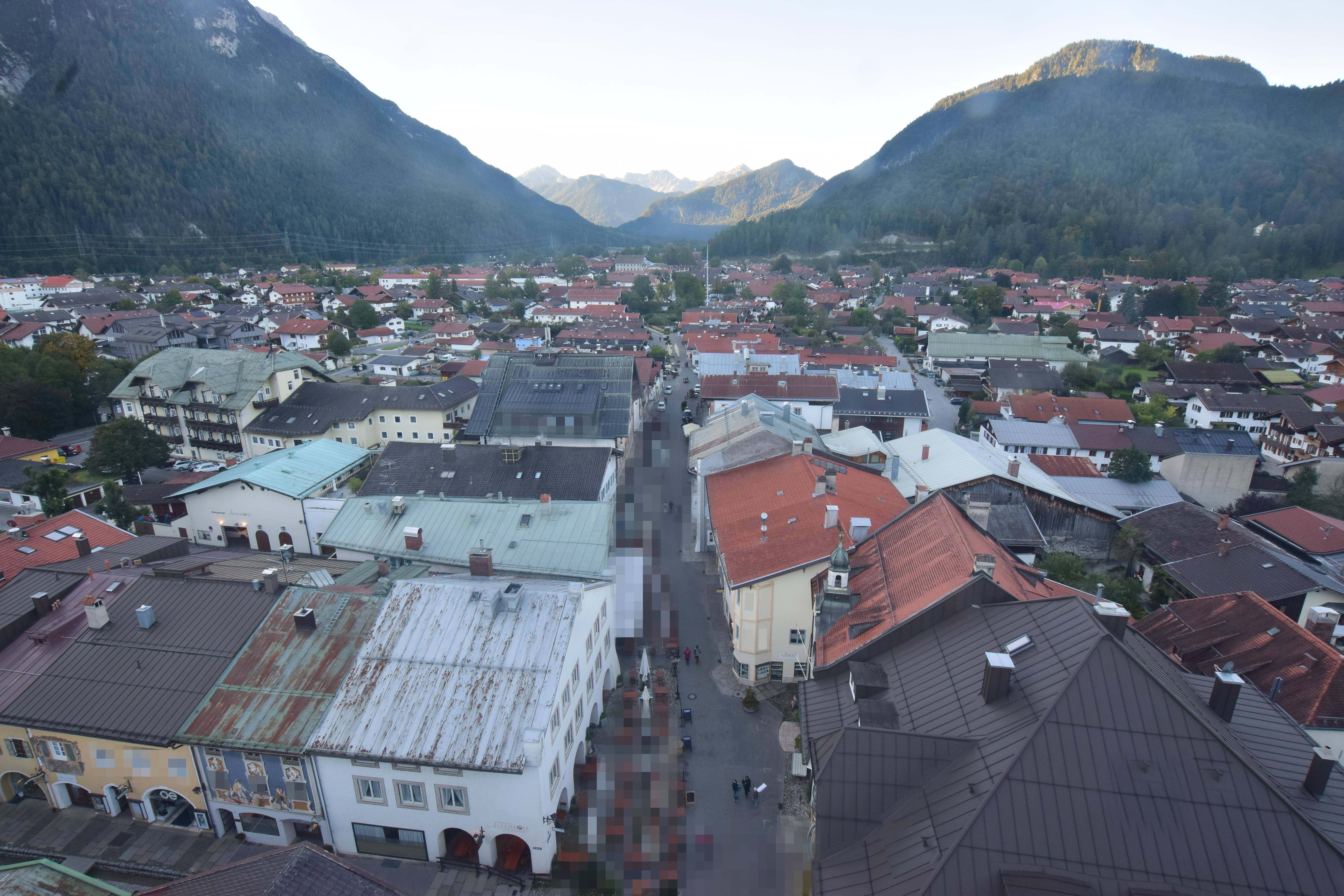Archived image Webcam Karwendel Mittenwald - Church