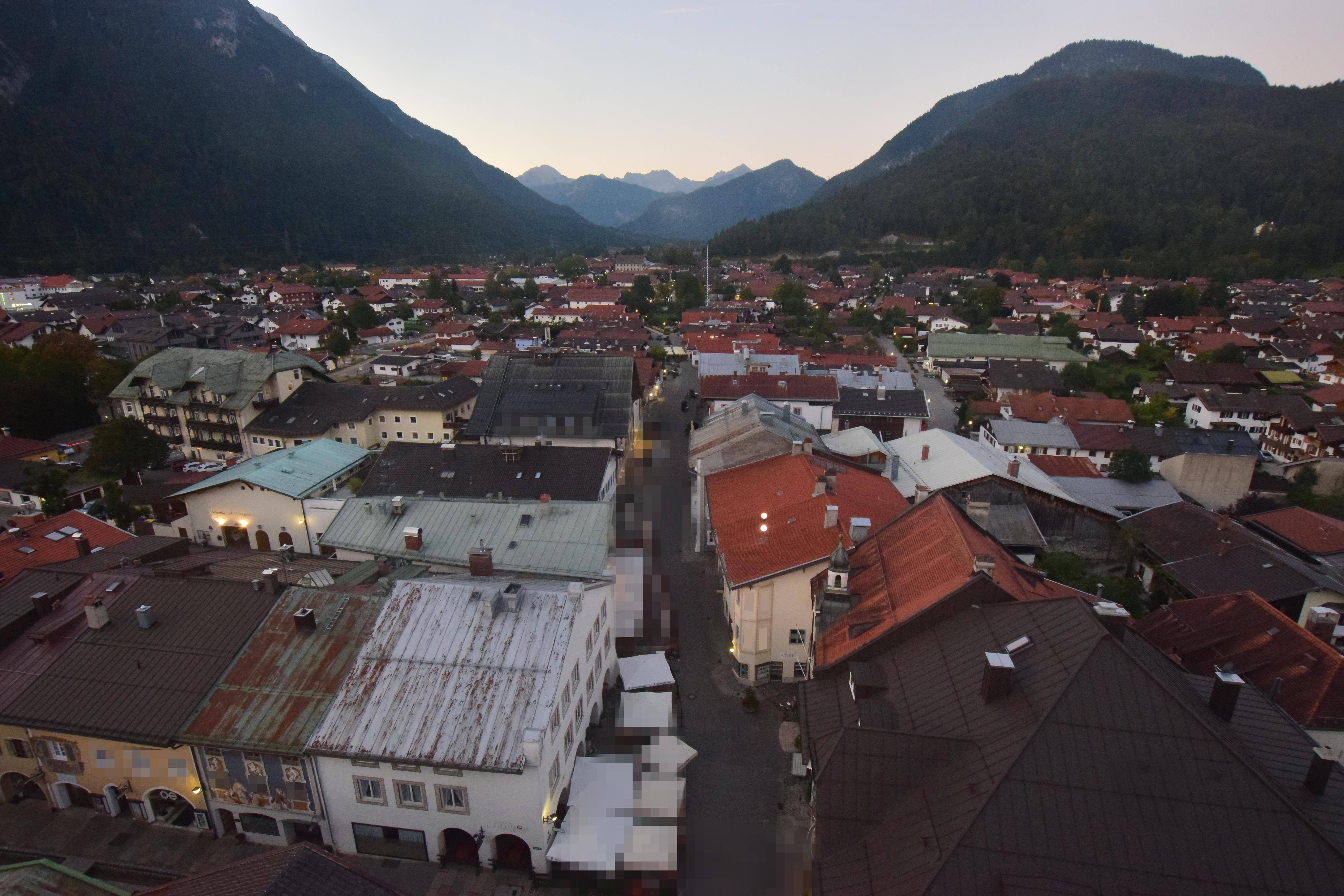 Archiv Foto Webcam Karwendel Mittenwald - Kirche