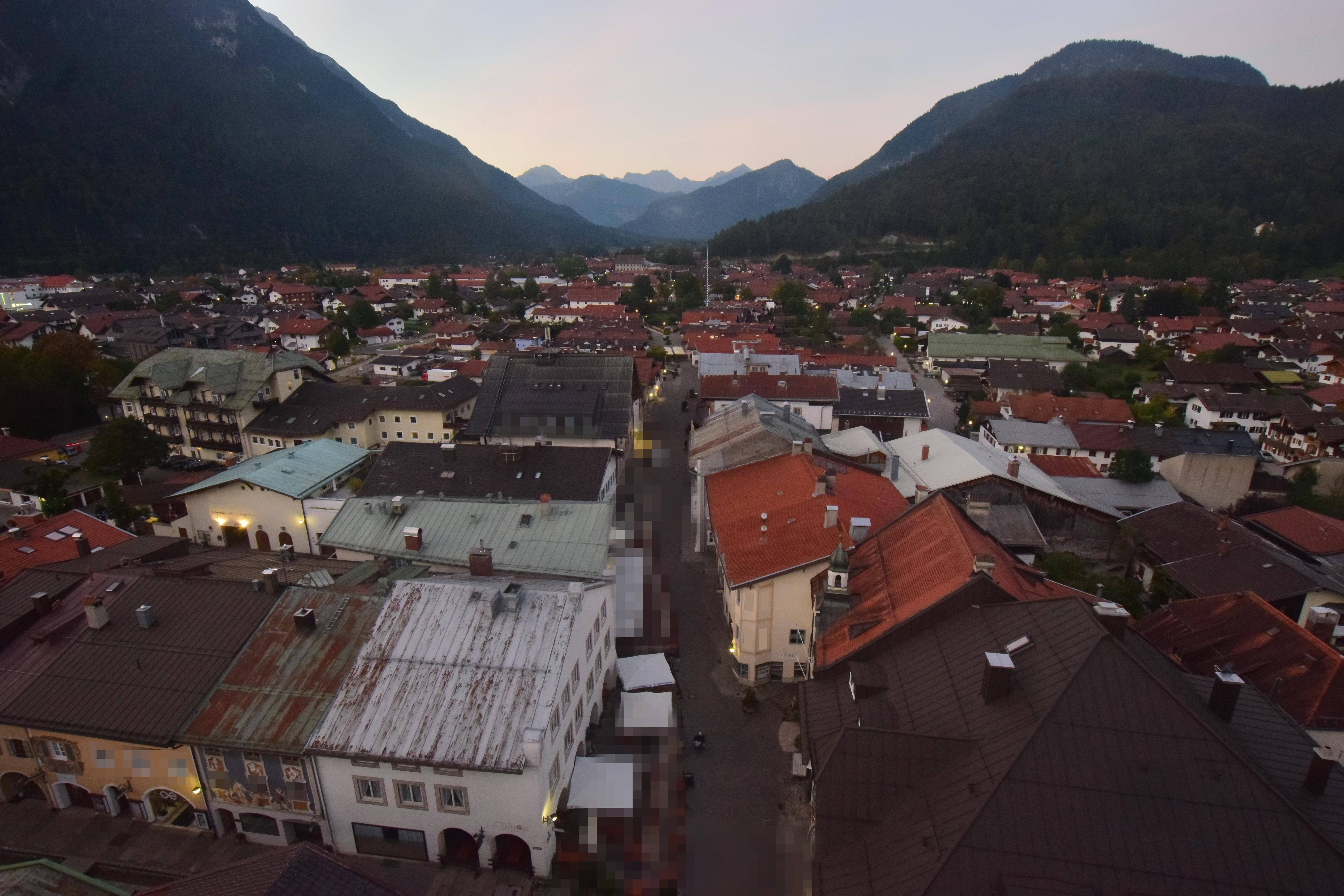 Archived image Webcam Karwendel Mittenwald - Church