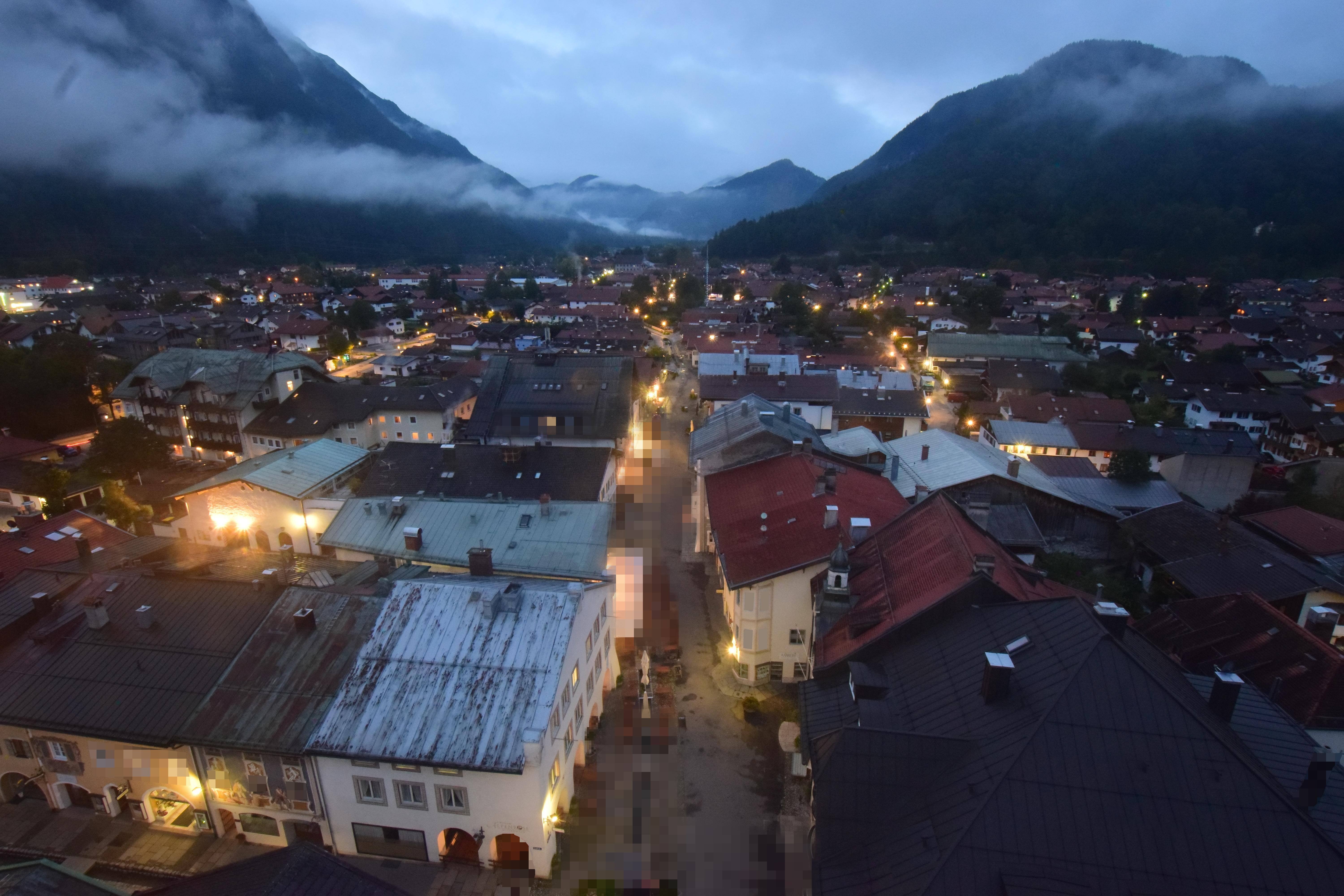 Archived image Webcam Karwendel Mittenwald - Church