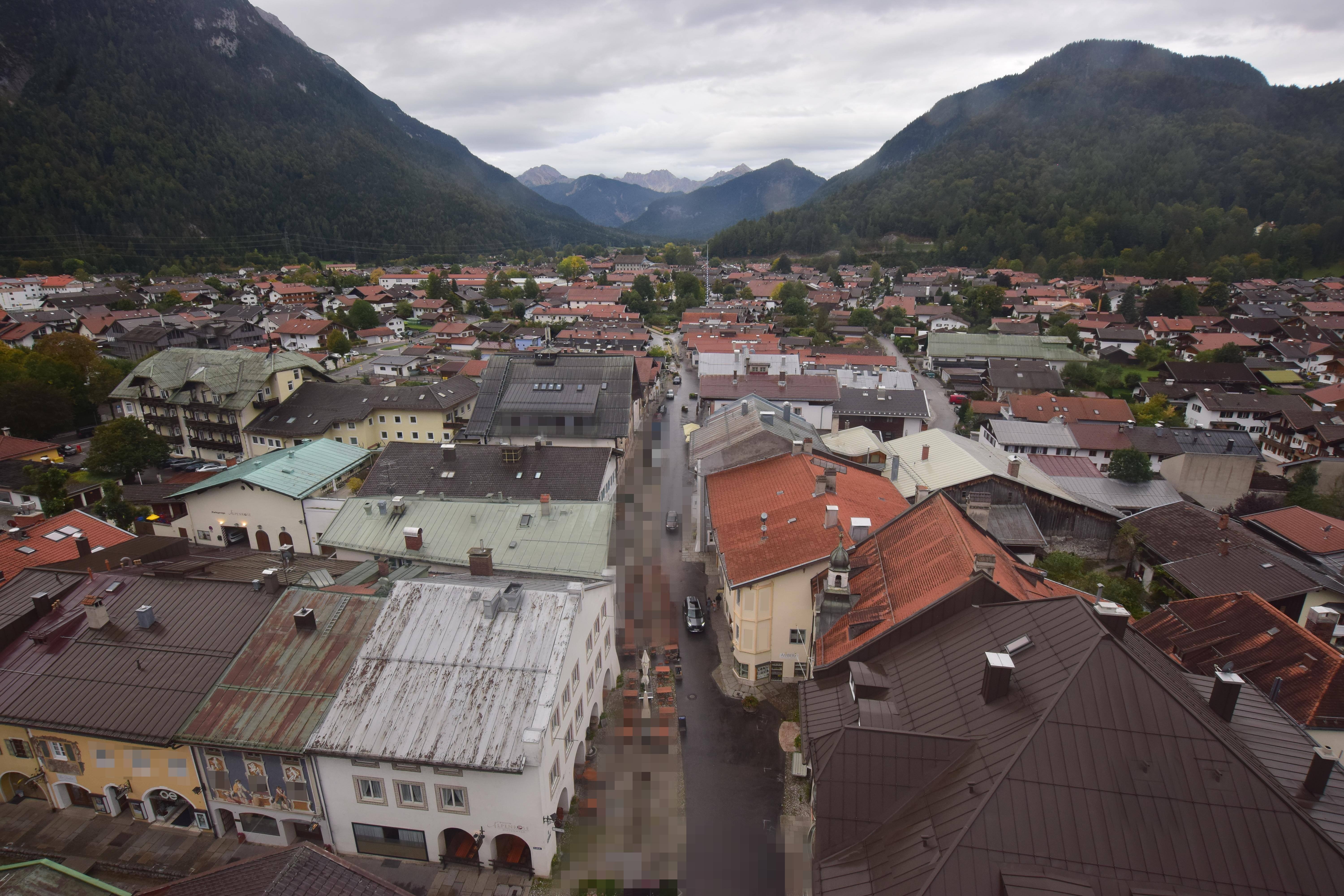 Archived image Webcam Karwendel Mittenwald - Church