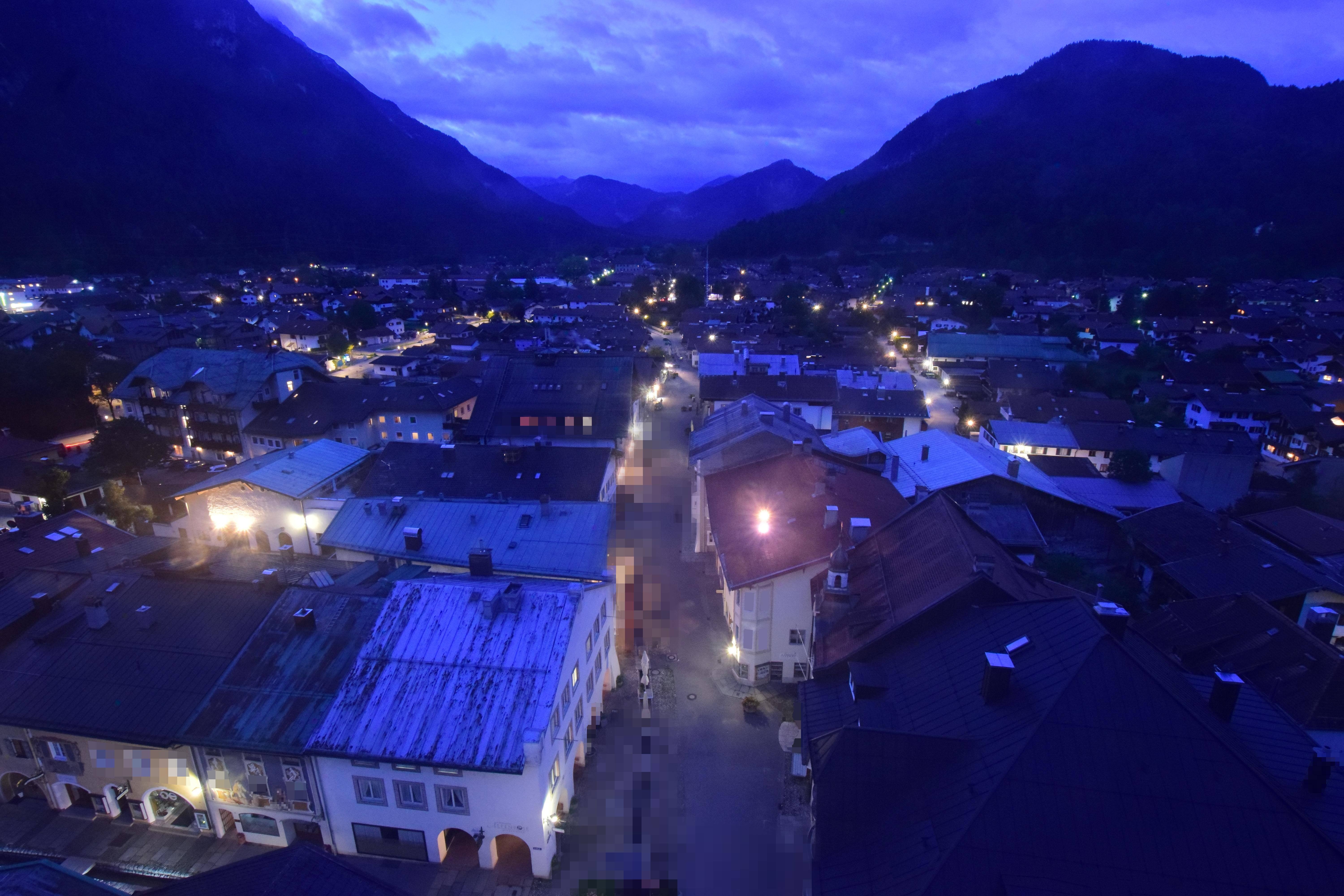 Archived image Webcam Karwendel Mittenwald - Church