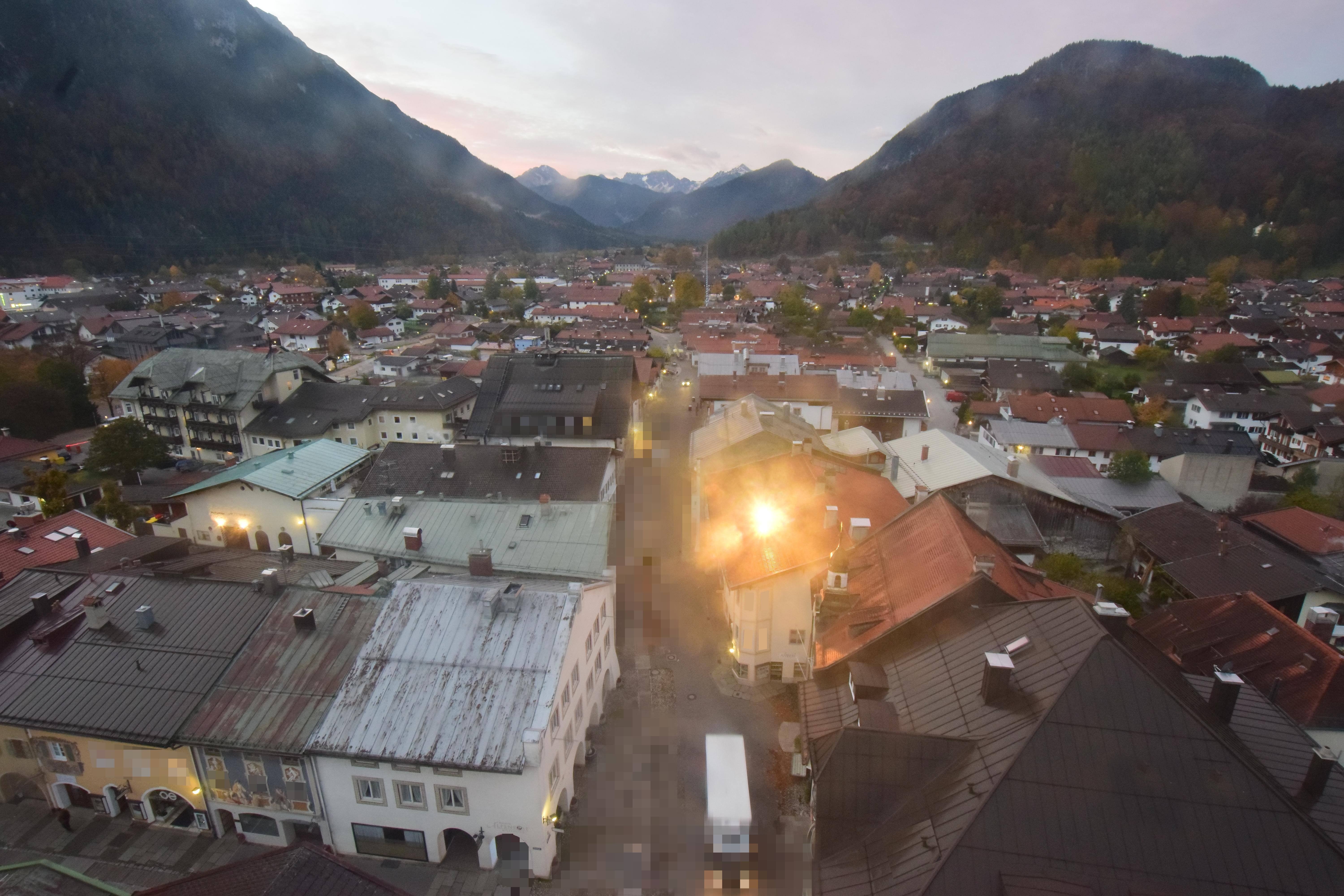 Archiv Foto Webcam Karwendel Mittenwald - Kirche