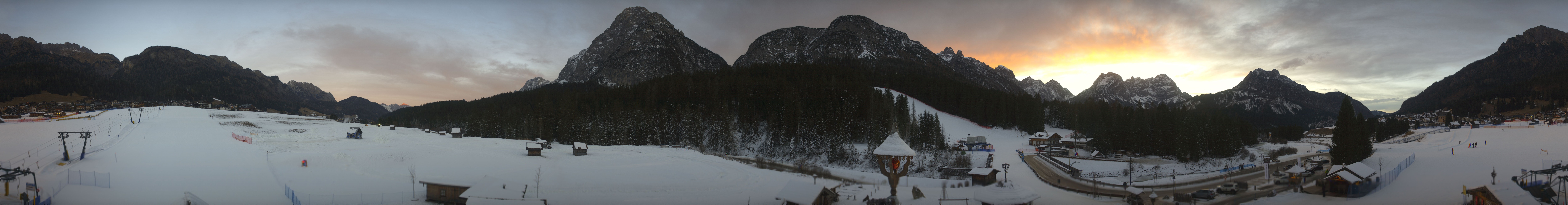 Archiv Foto Webcam Ristorante Mondschein (Sappada)