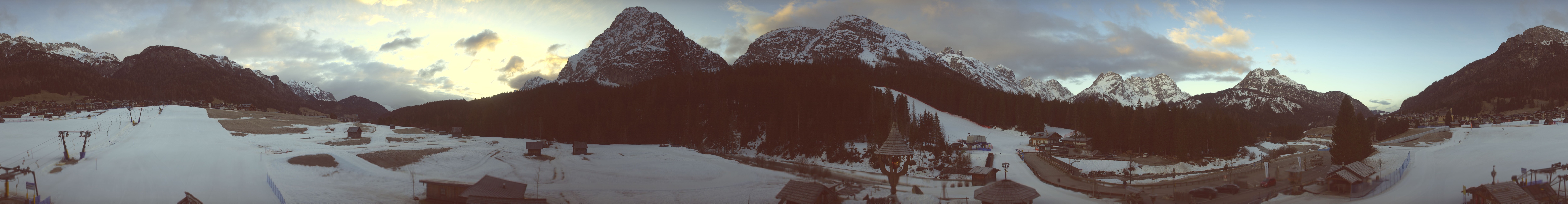 Archiv Foto Webcam Ristorante Mondschein (Sappada)