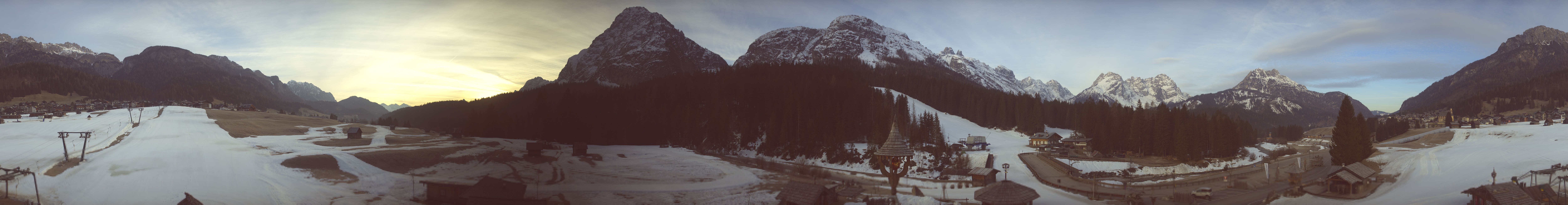 Archiv Foto Webcam Ristorante Mondschein (Sappada)