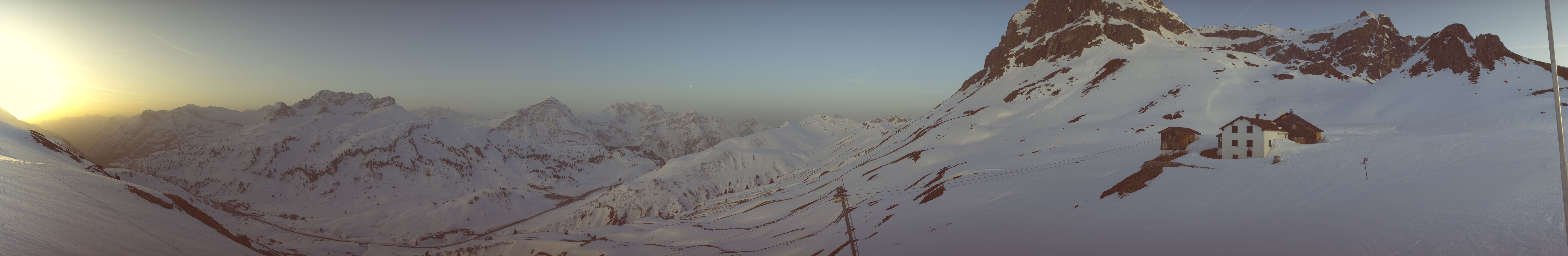 Archived image Webcam Widdersteinhütte in Warth-Schröcken