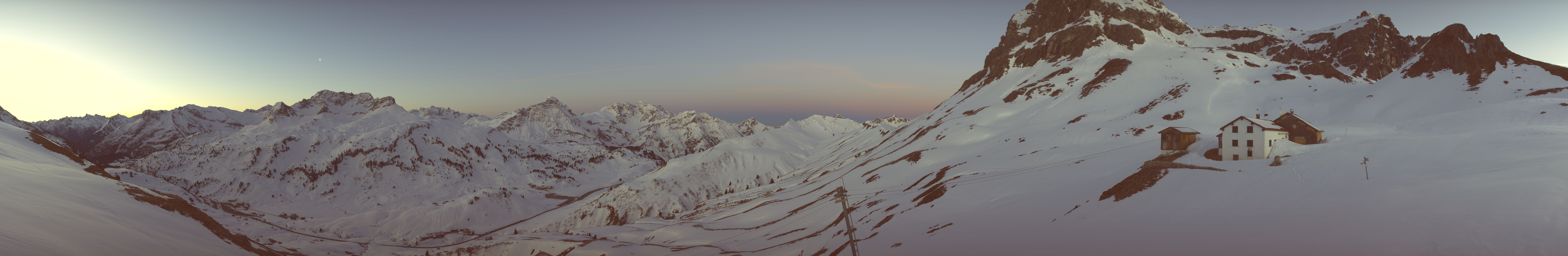 Archived image Webcam Widdersteinhütte in Warth-Schröcken