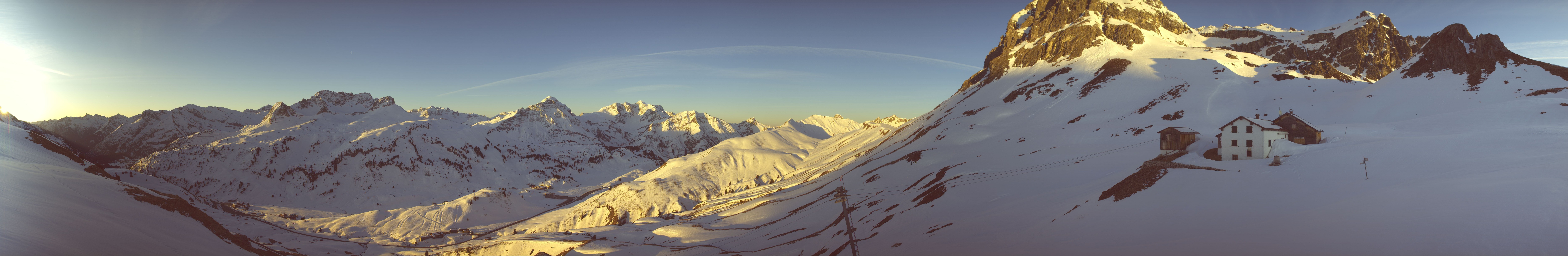 Archived image Webcam Widdersteinhütte in Warth-Schröcken