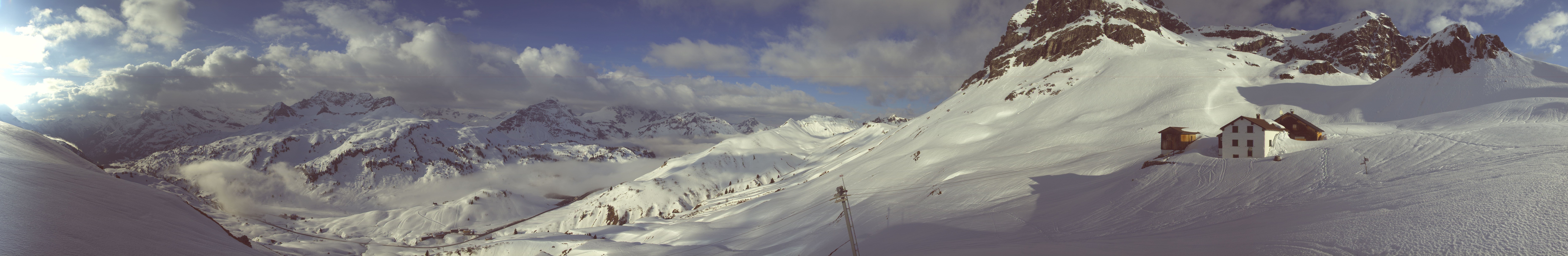 Archived image Webcam Widdersteinhütte in Warth-Schröcken