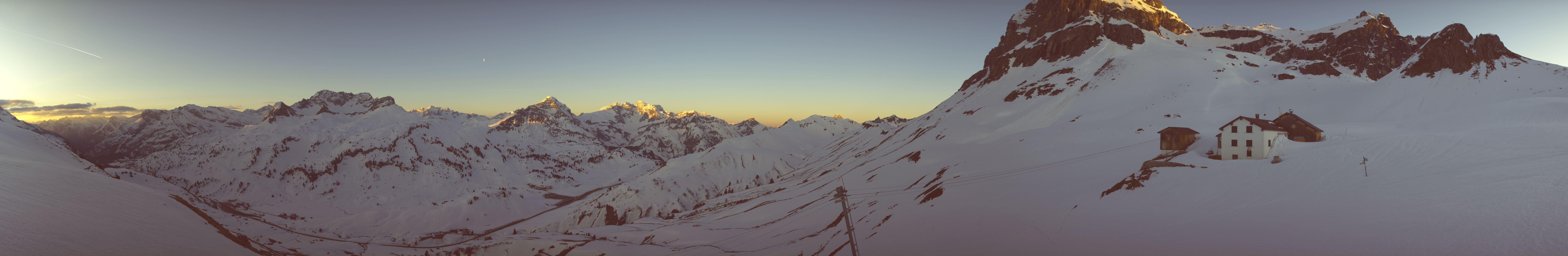 Archived image Webcam Widdersteinhütte in Warth-Schröcken