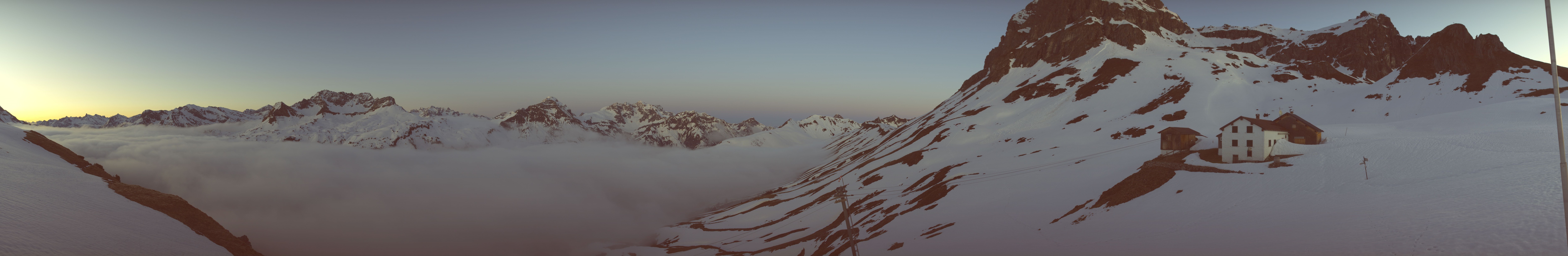 Archived image Webcam Widdersteinhütte in Warth-Schröcken