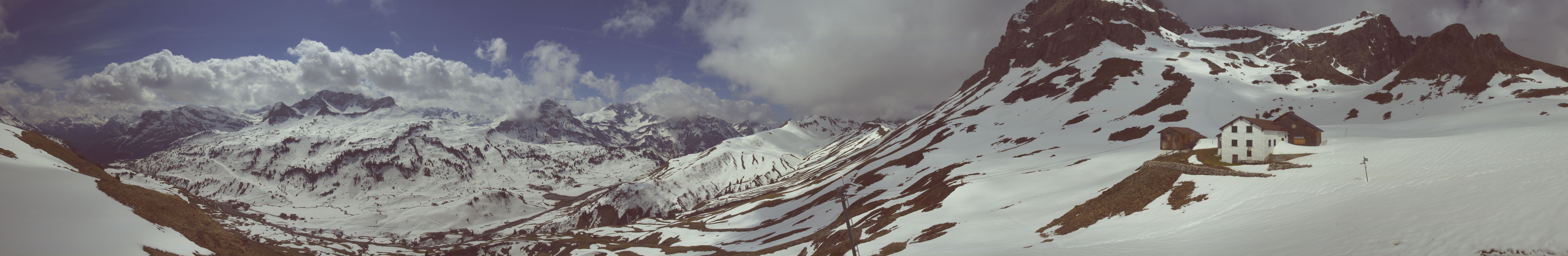 Archived image Webcam Widdersteinhütte in Warth-Schröcken