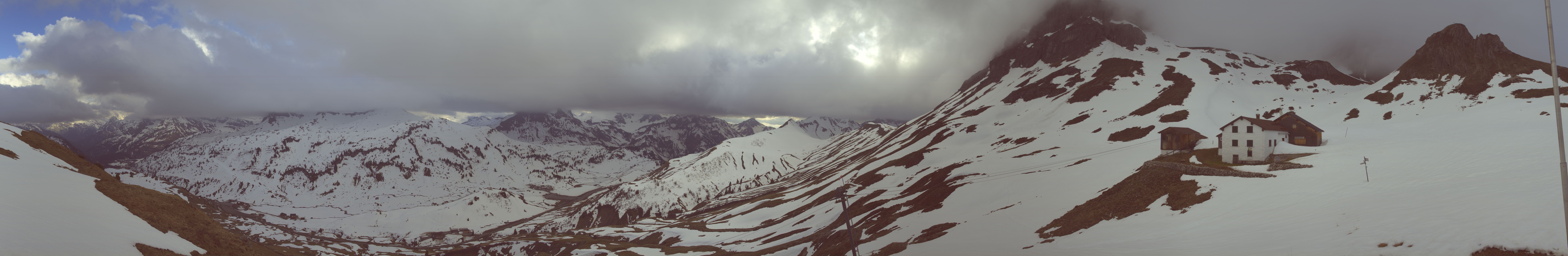 Archived image Webcam Widdersteinhütte in Warth-Schröcken