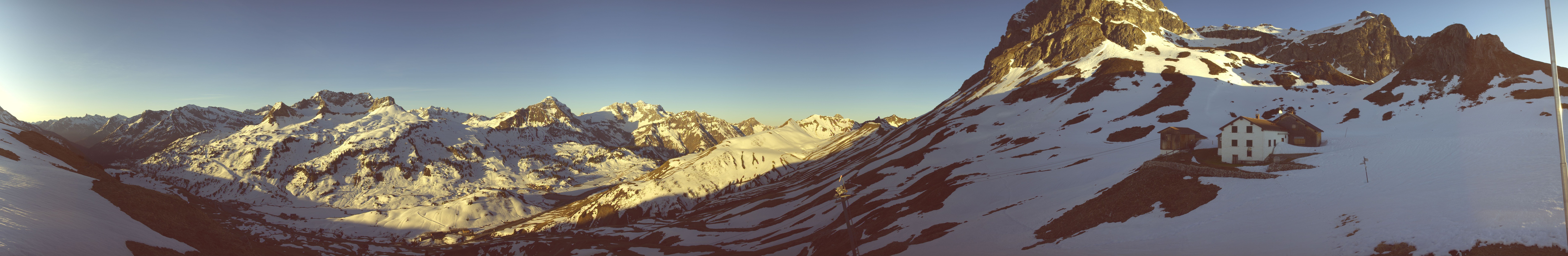 Archived image Webcam Widdersteinhütte in Warth-Schröcken