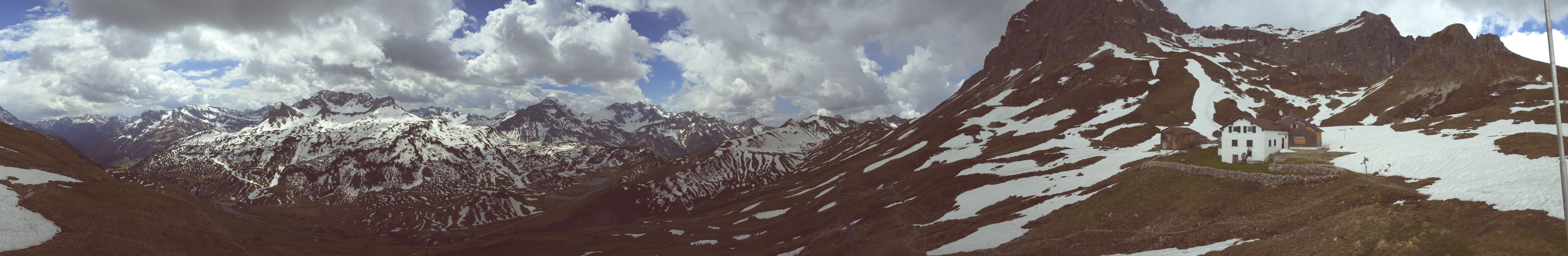 Archived image Webcam Widdersteinhütte in Warth-Schröcken