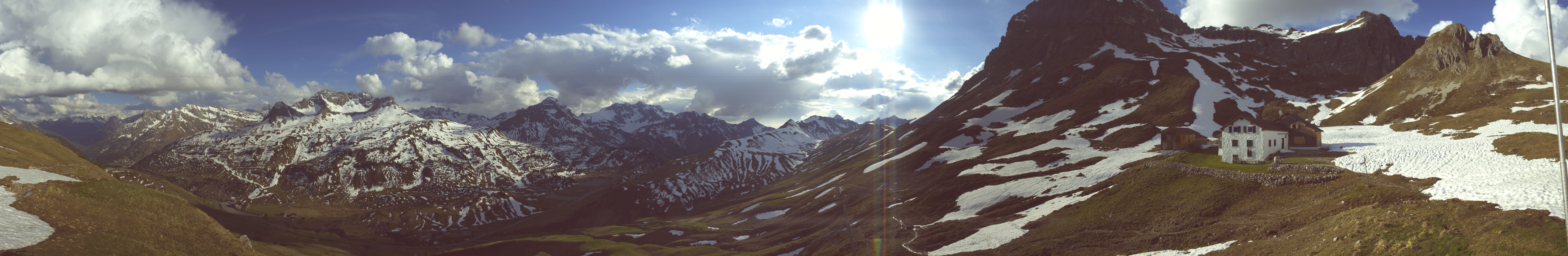 Archived image Webcam Widdersteinhütte in Warth-Schröcken
