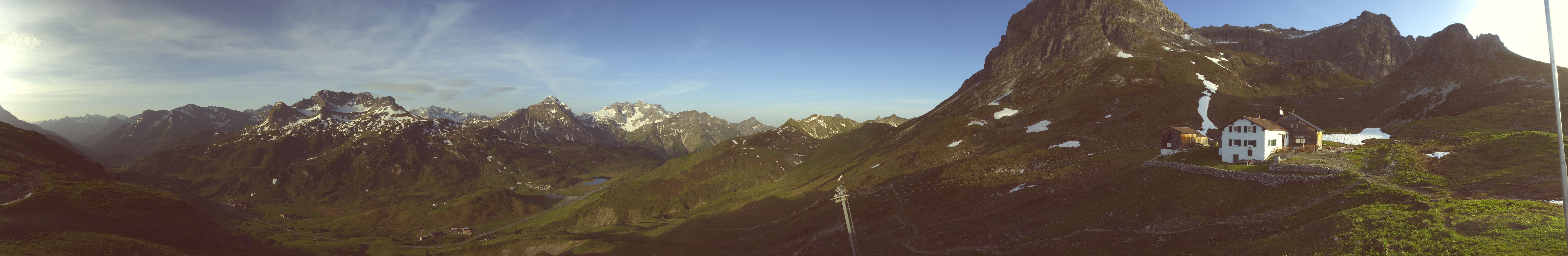 Archived image Webcam Widdersteinhütte in Warth-Schröcken