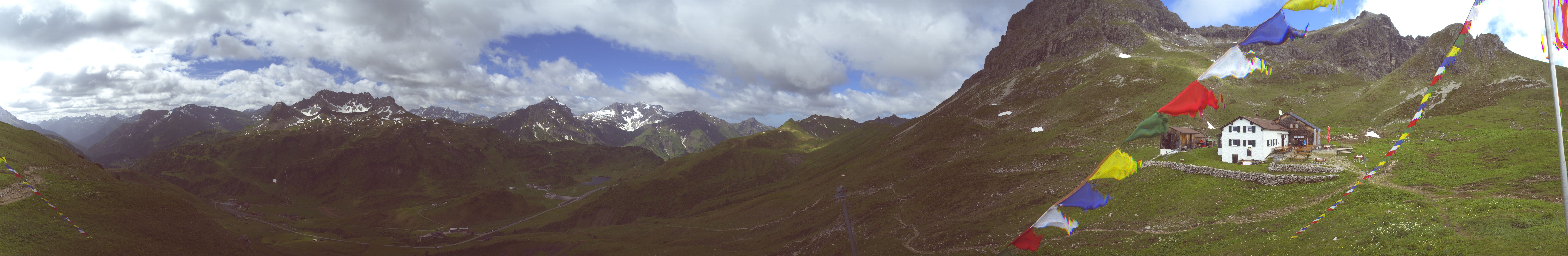 Archived image Webcam Widdersteinhütte in Warth-Schröcken