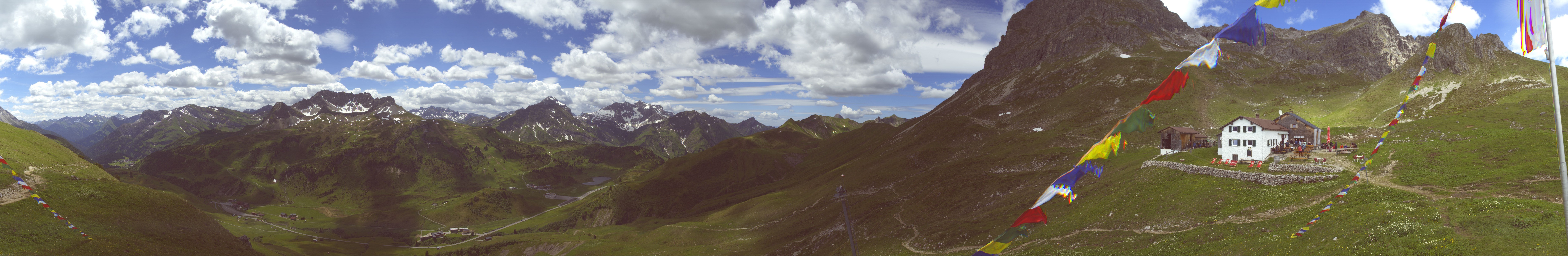 Archived image Webcam Widdersteinhütte in Warth-Schröcken