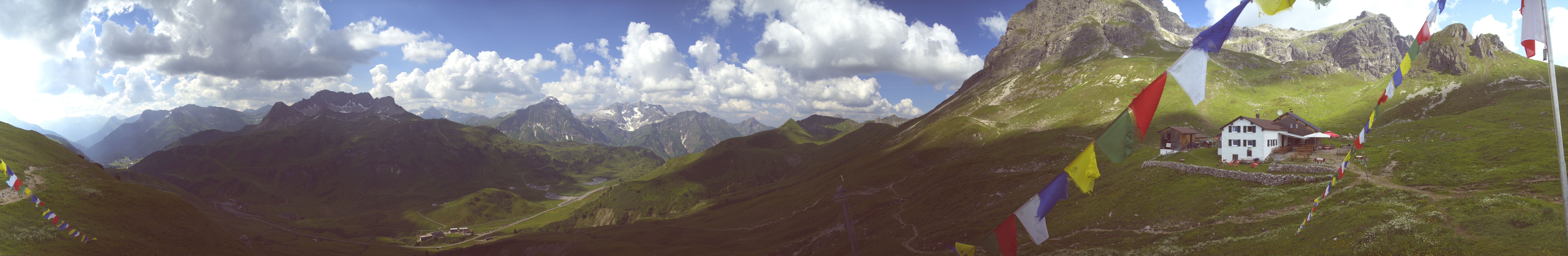 Archived image Webcam Widdersteinhütte in Warth-Schröcken