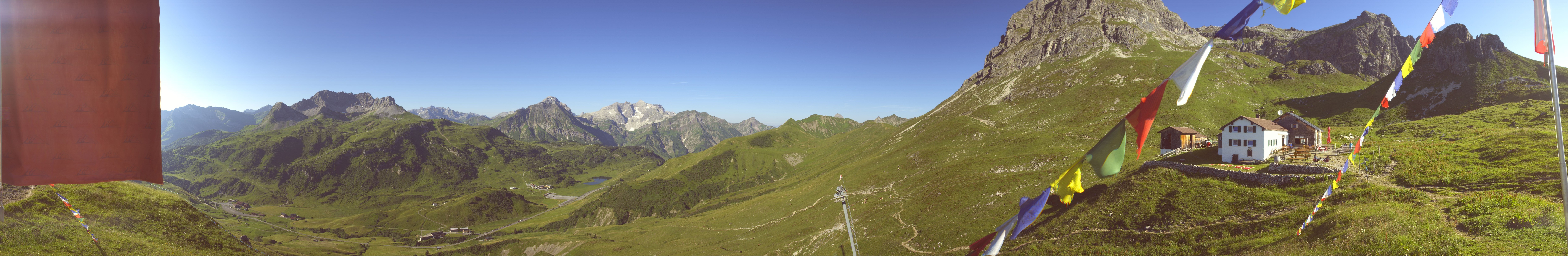 Archived image Webcam Widdersteinhütte in Warth-Schröcken