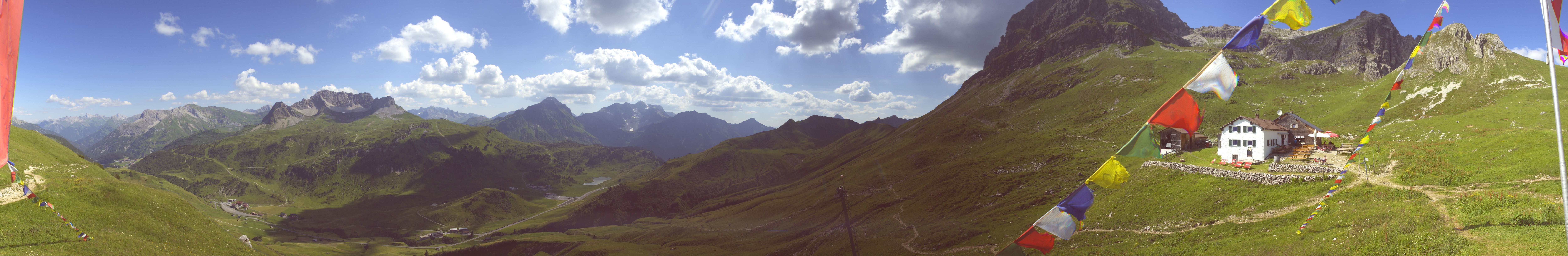 Archived image Webcam Widdersteinhütte in Warth-Schröcken
