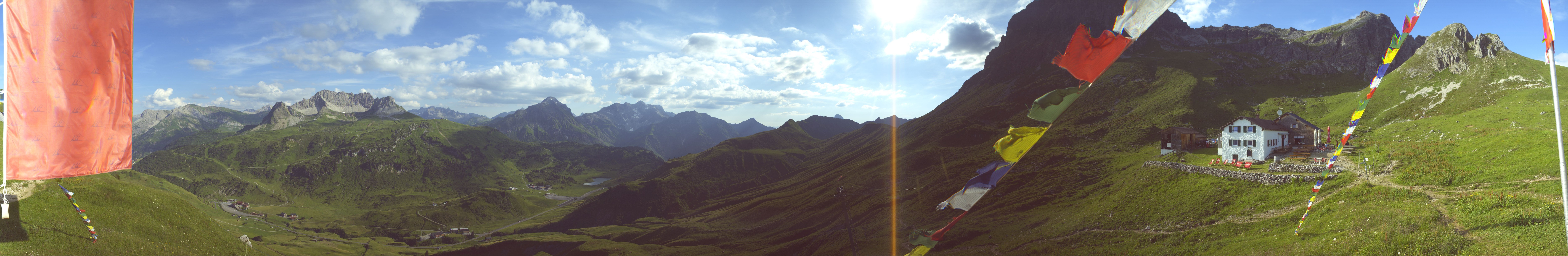 Archived image Webcam Widdersteinhütte in Warth-Schröcken