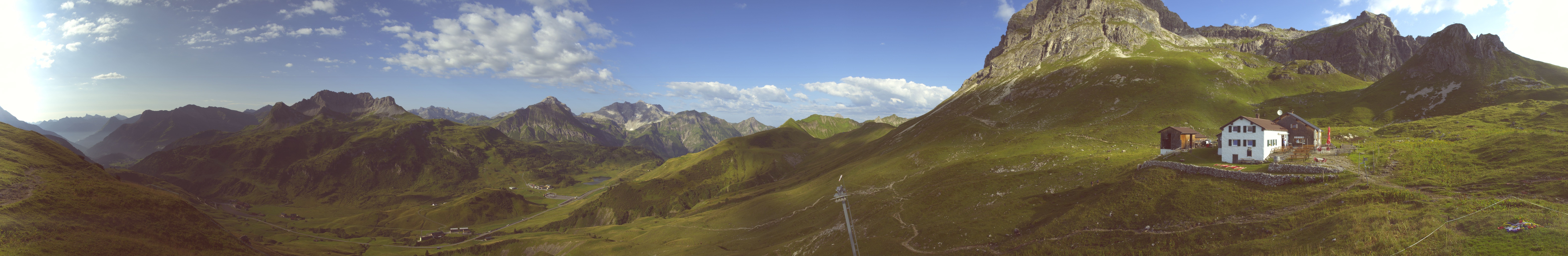 Archived image Webcam Widdersteinhütte in Warth-Schröcken