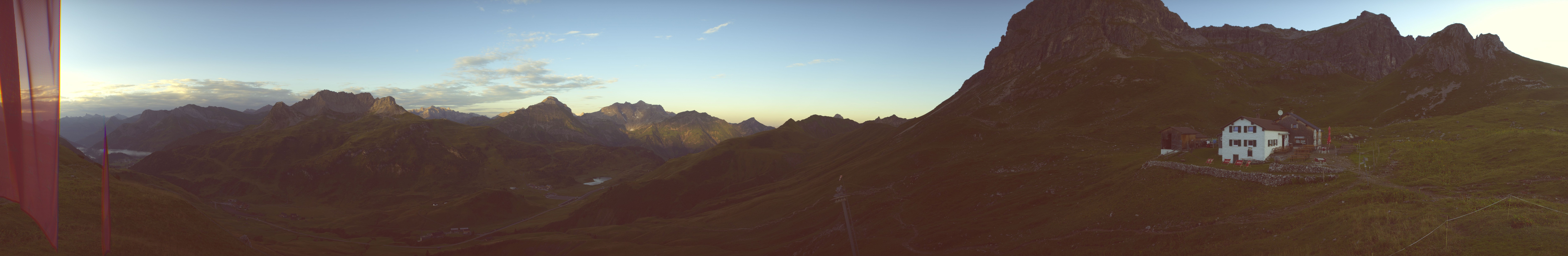 Archived image Webcam Widdersteinhütte in Warth-Schröcken