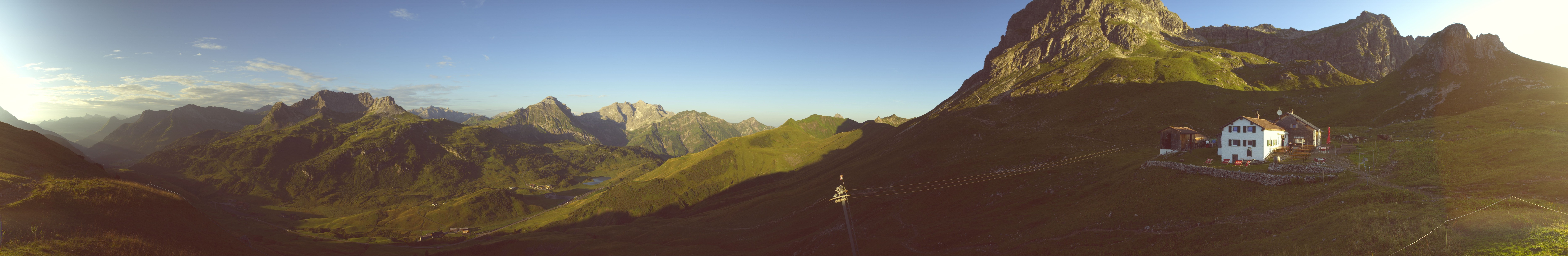 Archived image Webcam Widdersteinhütte in Warth-Schröcken