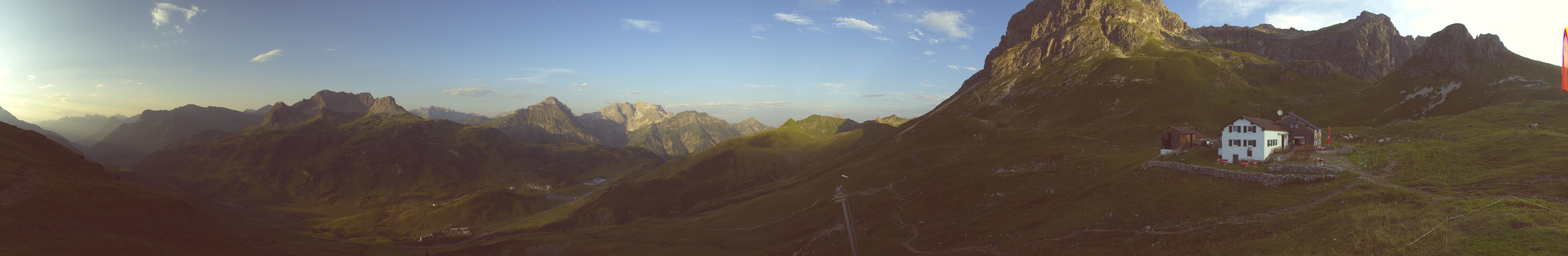 Archived image Webcam Widdersteinhütte in Warth-Schröcken