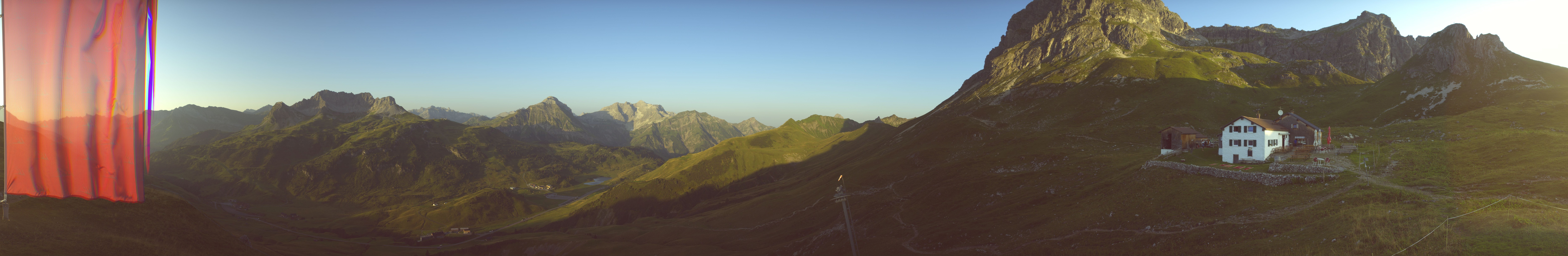 Archived image Webcam Widdersteinhütte in Warth-Schröcken