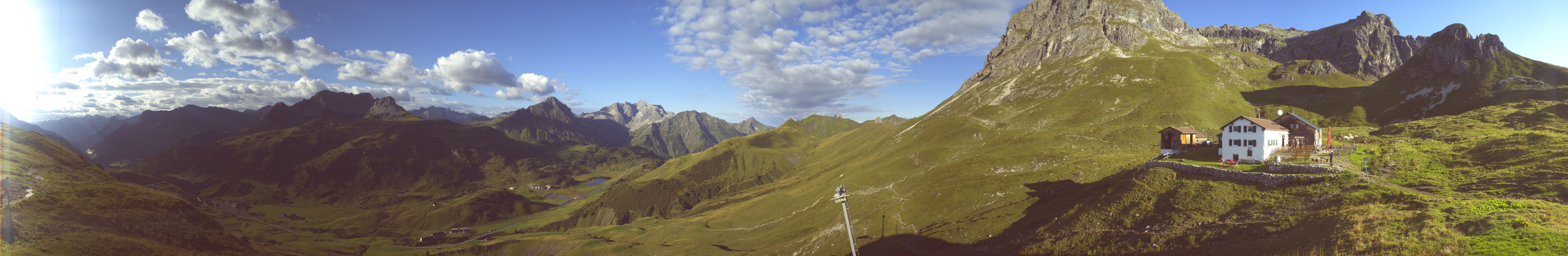 Archived image Webcam Widdersteinhütte in Warth-Schröcken