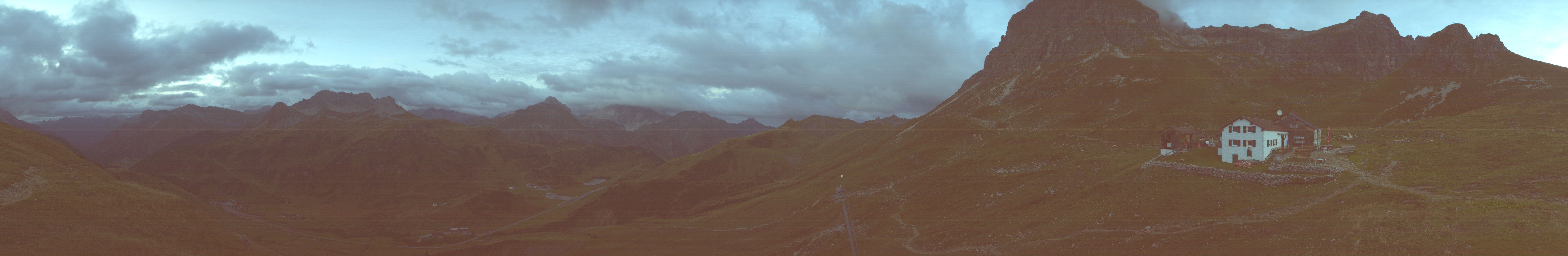 Archived image Webcam Widdersteinhütte in Warth-Schröcken