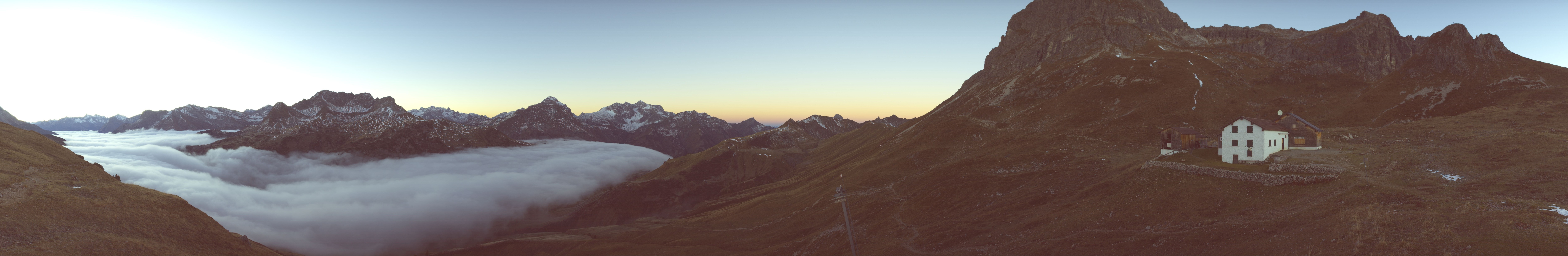 Archived image Webcam Widdersteinhütte in Warth-Schröcken