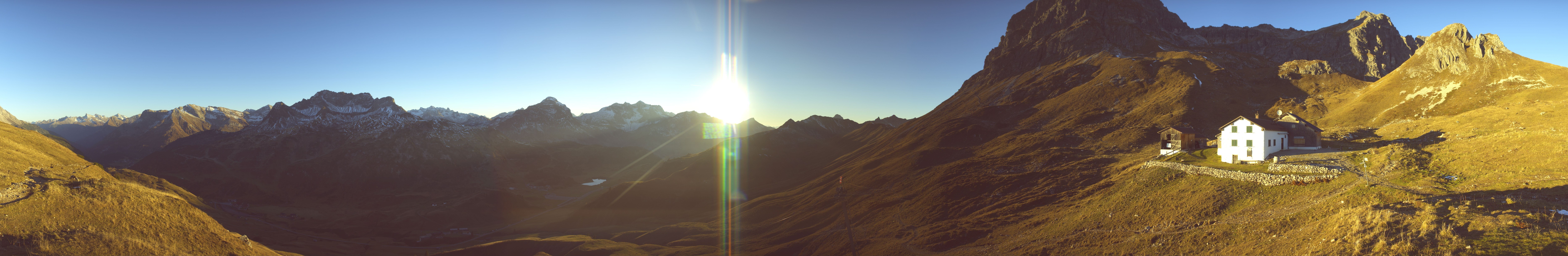 Archived image Webcam Widdersteinhütte in Warth-Schröcken