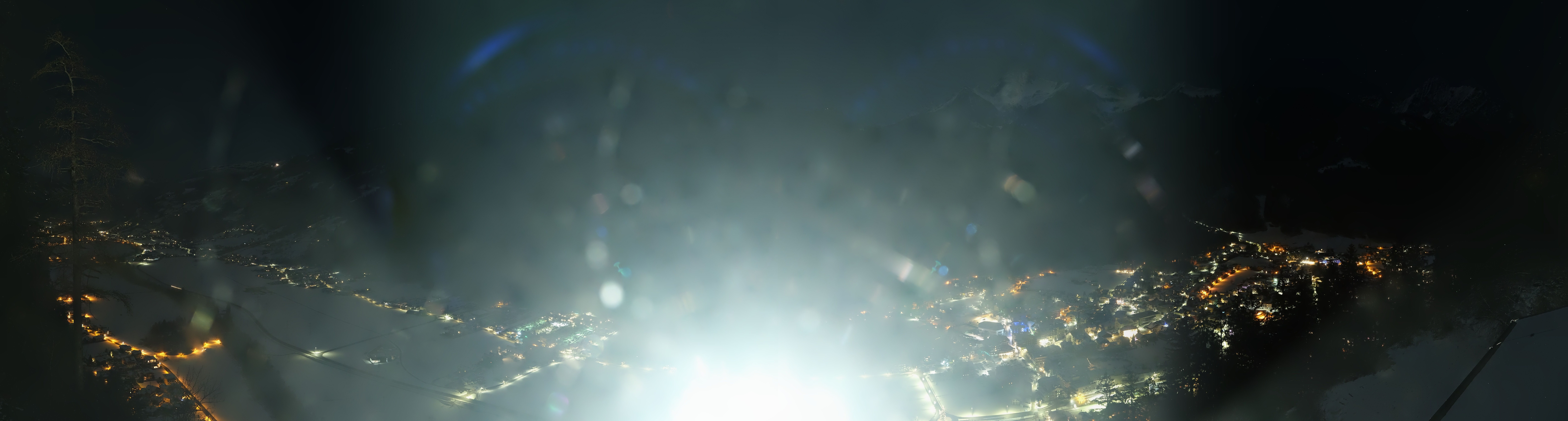 Archiv Foto Webcam Mayrhofen im Zillertal: Blick vom Gasthof Zimmereben