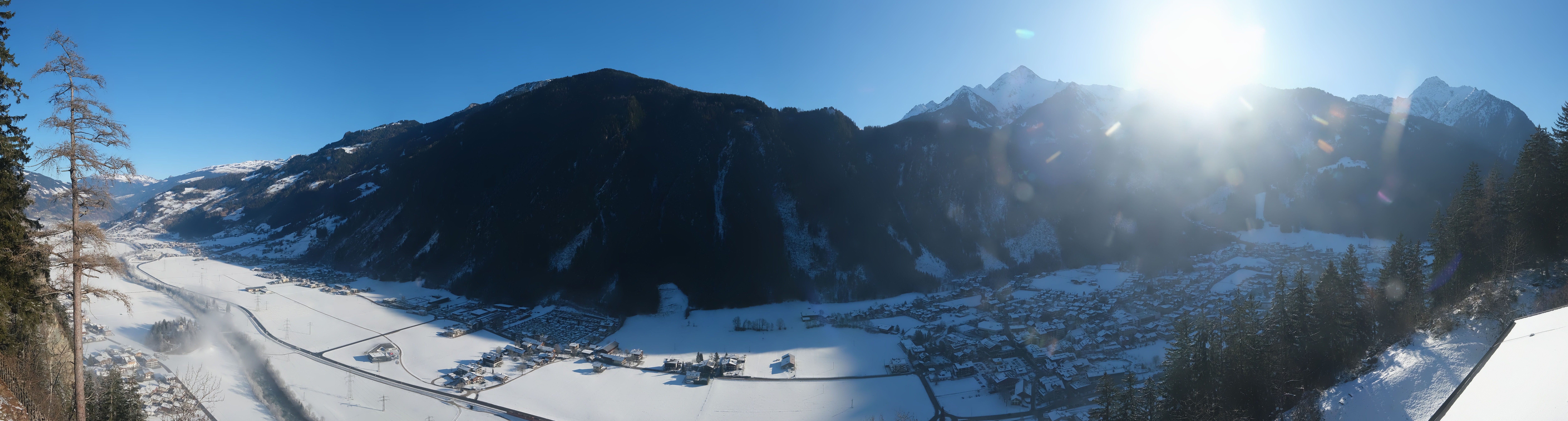 Archived image Webcam Mayrhofen im Zillertal: Zimmereben