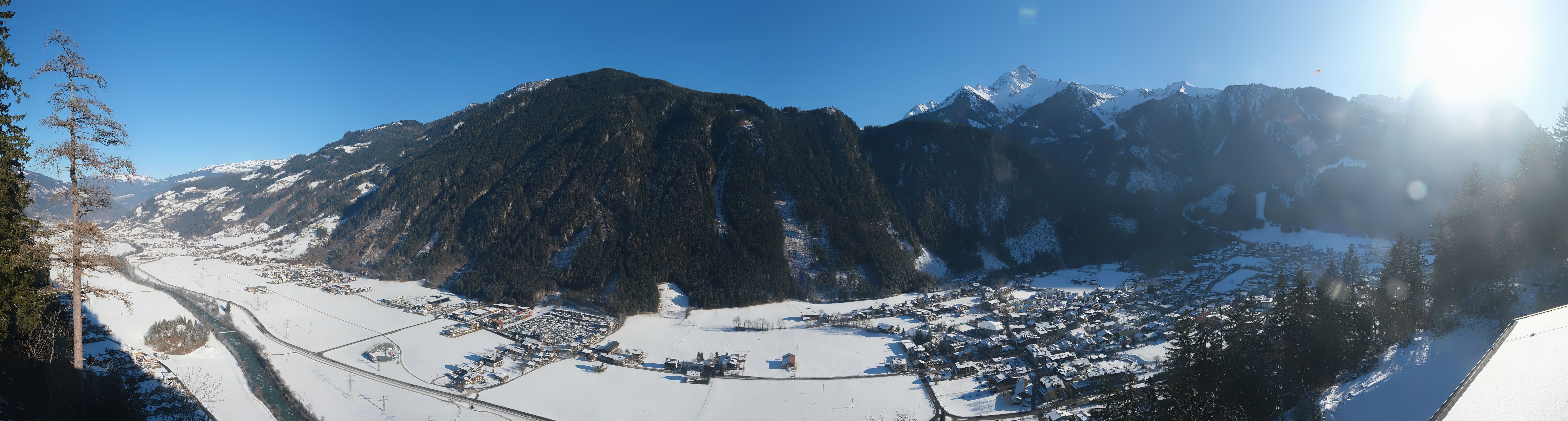 Archived image Webcam Mayrhofen im Zillertal: Zimmereben