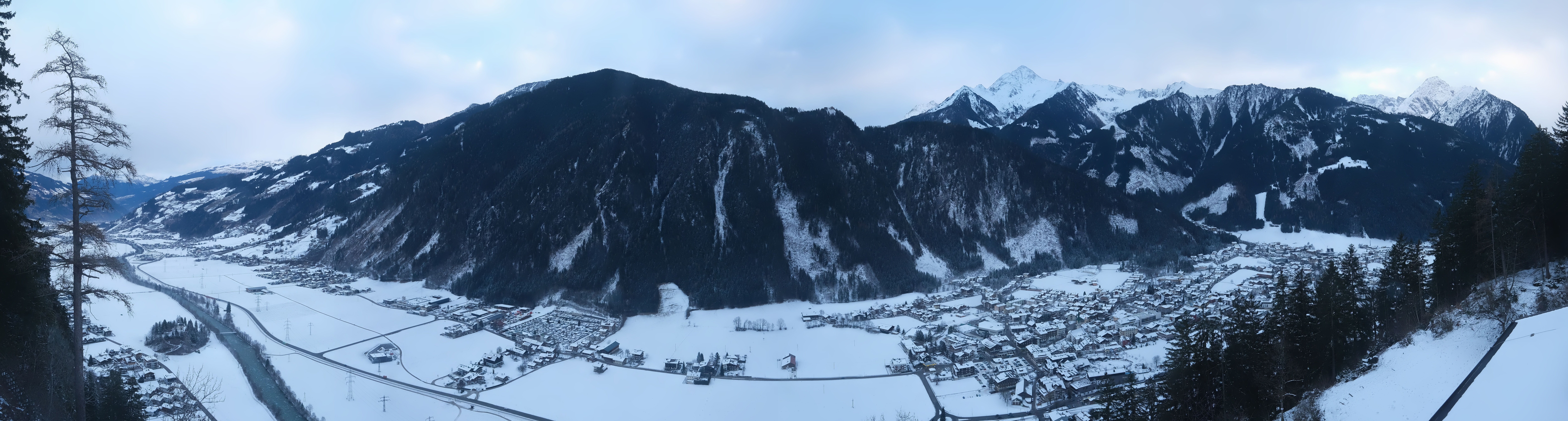 Archiv Foto Webcam Mayrhofen im Zillertal: Blick vom Gasthof Zimmereben