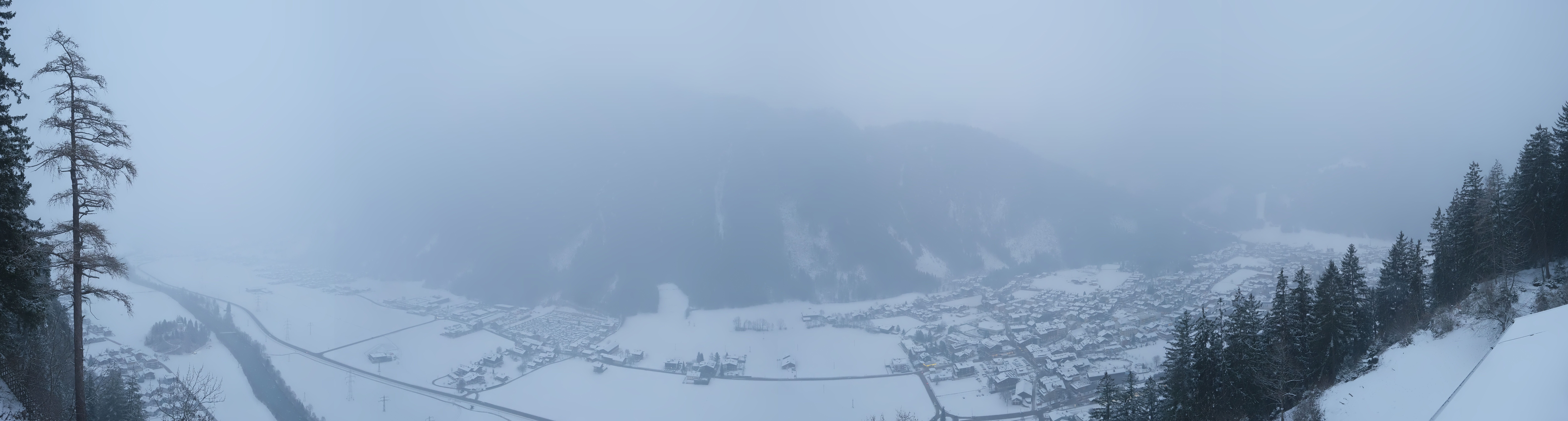 Archiv Foto Webcam Mayrhofen im Zillertal: Blick vom Gasthof Zimmereben