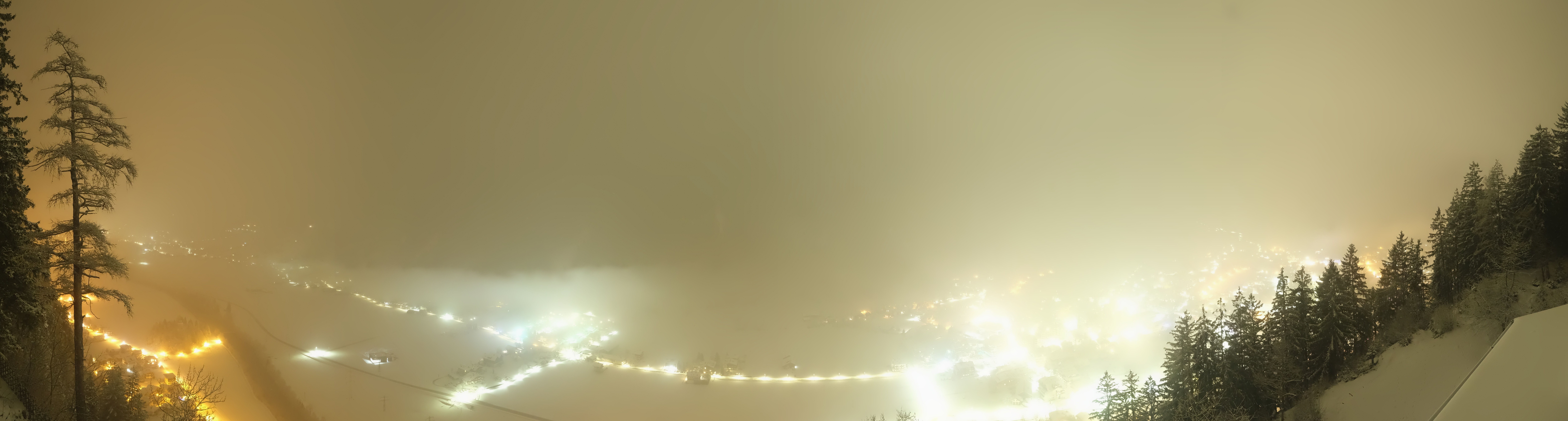 Archived image Webcam Mayrhofen im Zillertal: Zimmereben