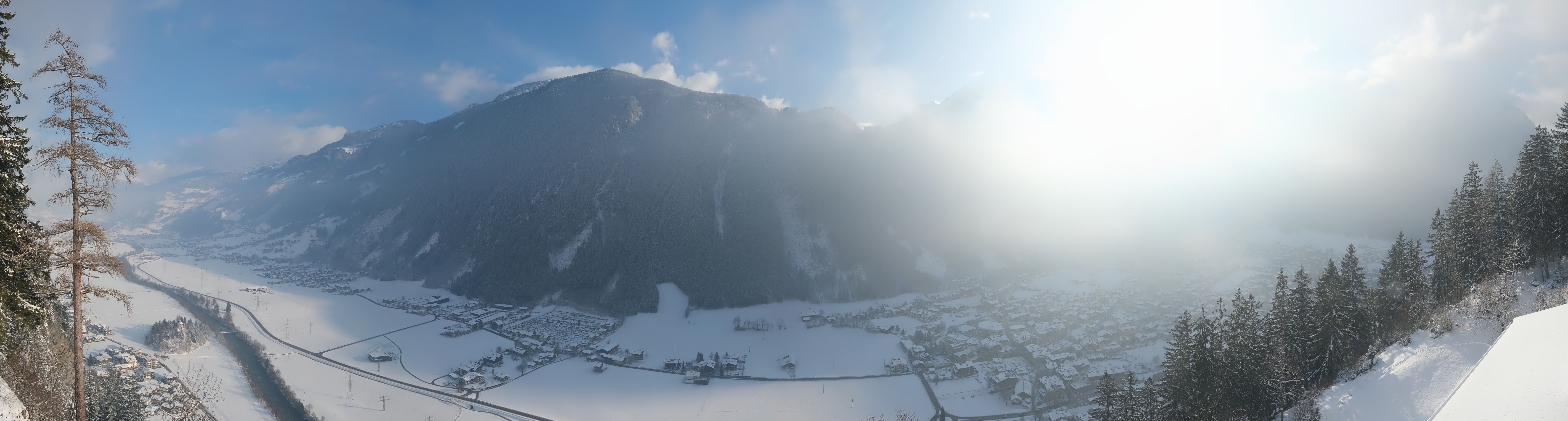 Archived image Webcam Mayrhofen im Zillertal: Zimmereben