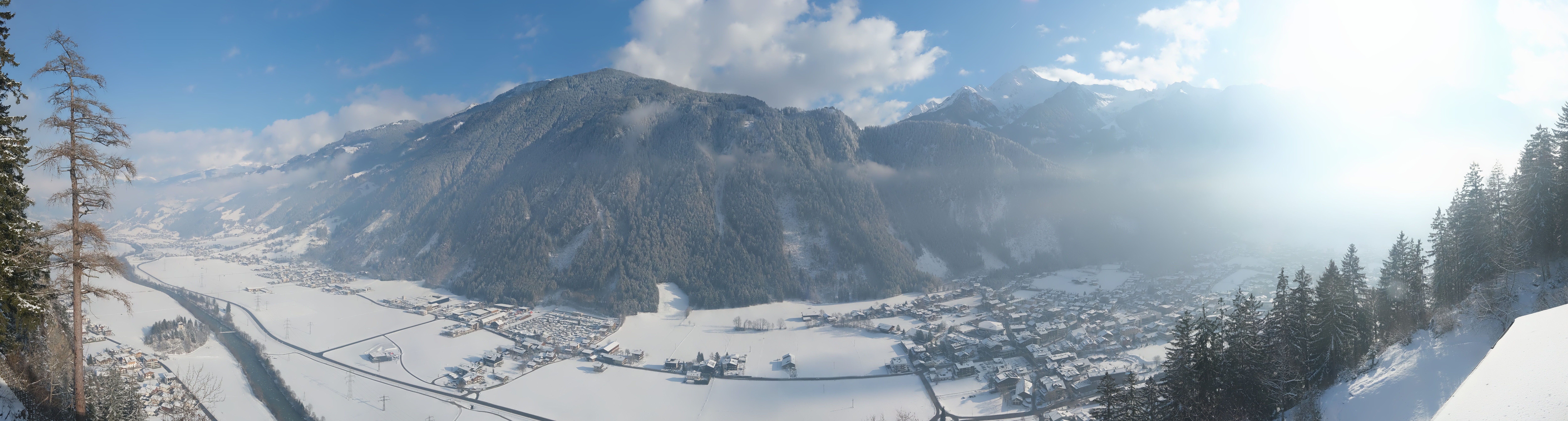 Archived image Webcam Mayrhofen im Zillertal: Zimmereben