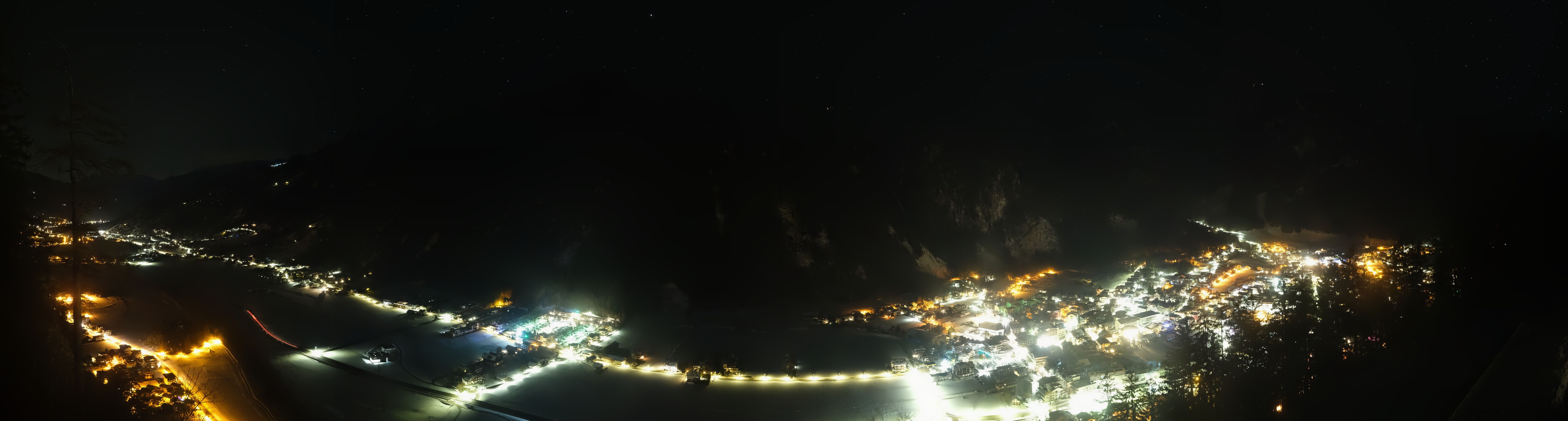 Archiv Foto Webcam Mayrhofen im Zillertal: Blick vom Gasthof Zimmereben