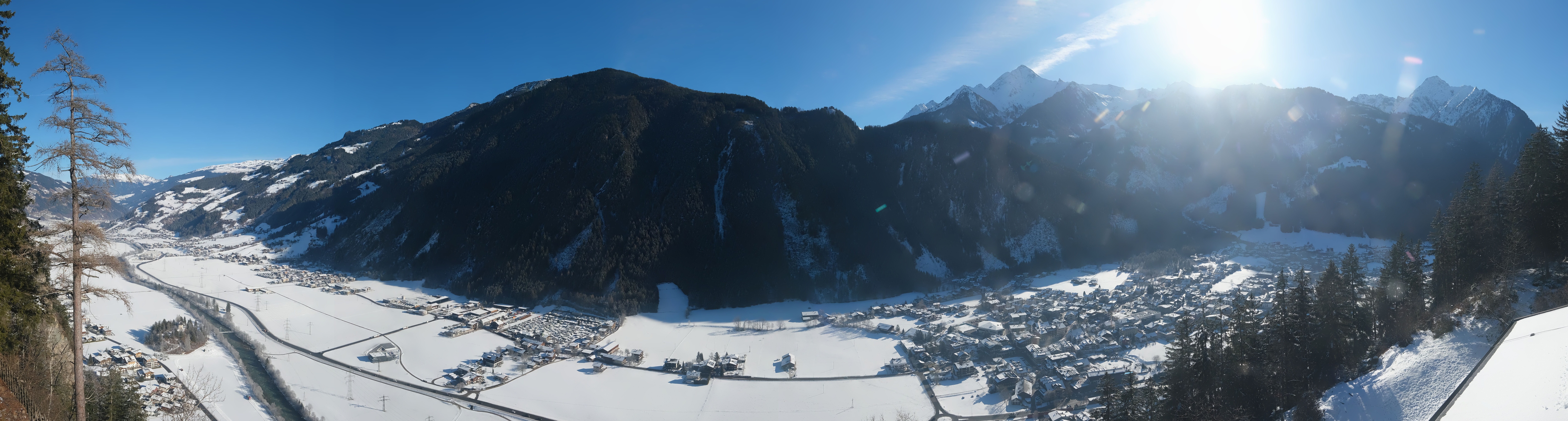 Archiv Foto Webcam Mayrhofen im Zillertal: Blick vom Gasthof Zimmereben